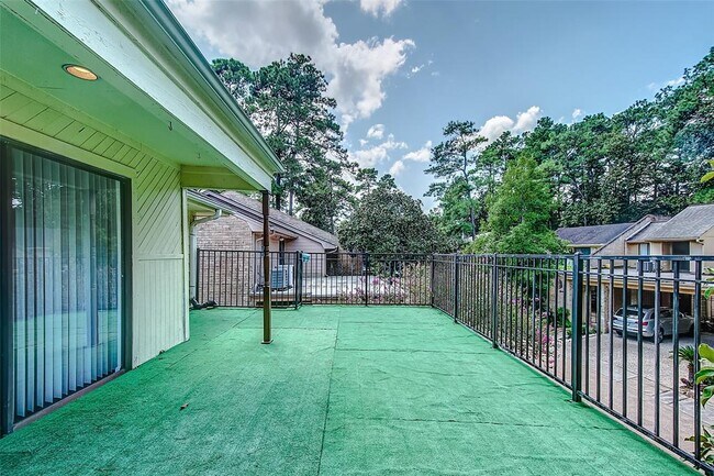 Building Photo - 201 Vanderpool Ln