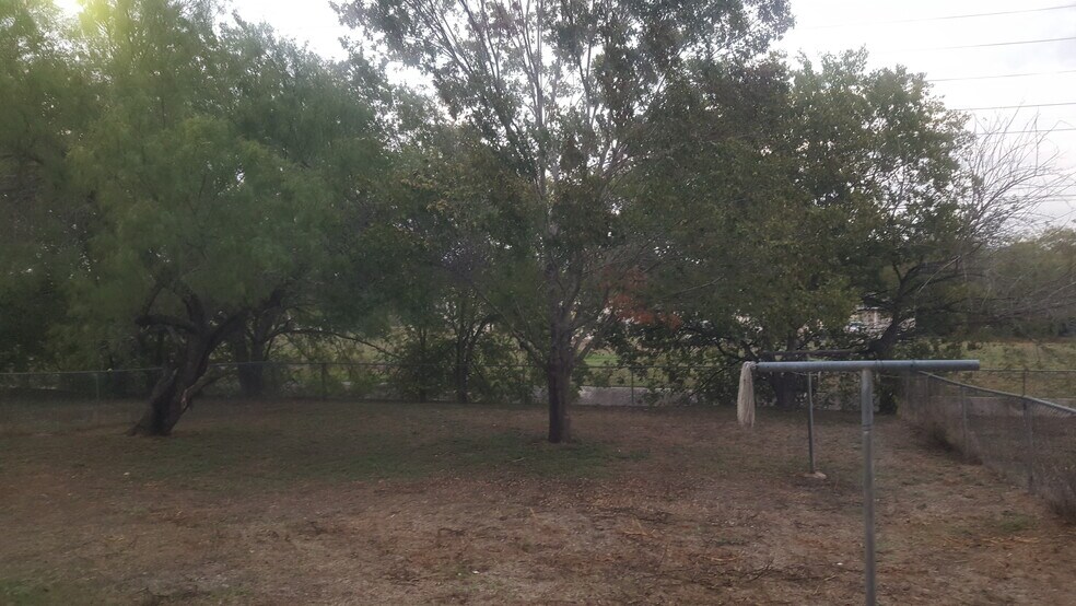 Building Photo - 631 J St