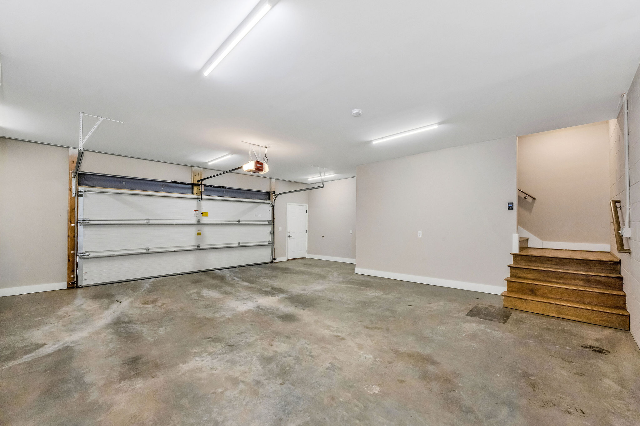 Building Photo - 203 Wallace Cir