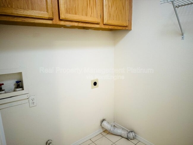 Building Photo - 2775 Palo Alto Ave