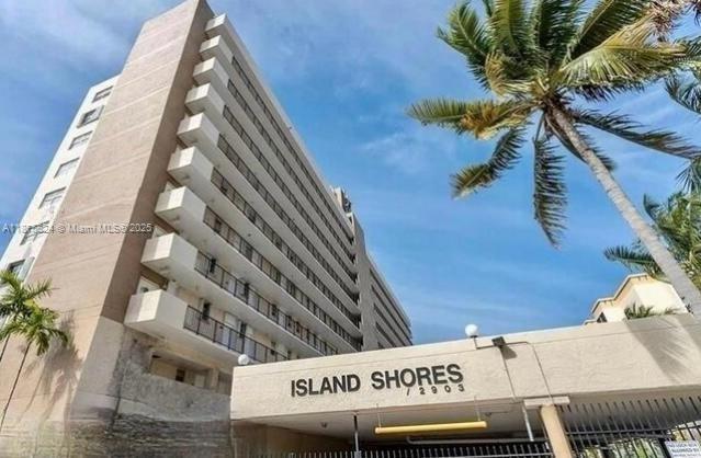 Building Photo - 2903 N Miami Beach Blvd
