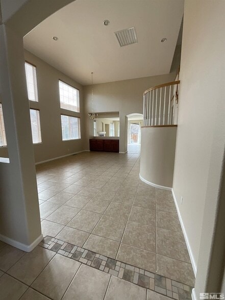 Building Photo - 2847 Falcon Ridge Dr