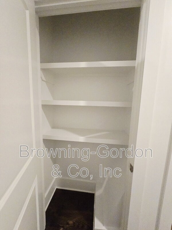 Building Photo - 6539 Thunderbird Dr