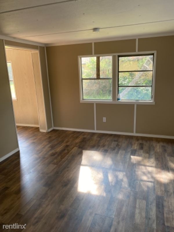 Building Photo - 3 br, 1 bath Mobile Home - 309 Maple Street