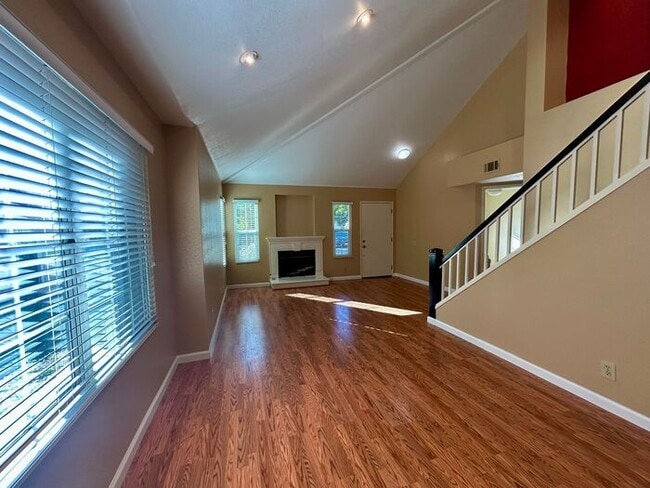 Building Photo - San Roque 3 Bedroom Townhouse - Available Now