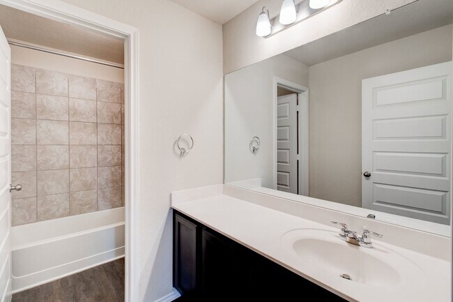 Building Photo - 15219 Selene View