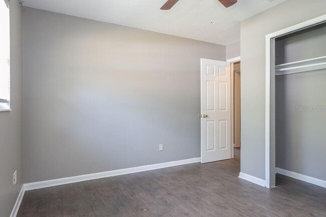 Building Photo - 832 E Indiana Ave