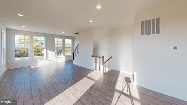 Building Photo - 8665 Anderson Ave