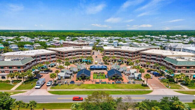 Building Photo - 10343 E County Hwy 30A