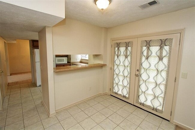 Building Photo - 1381 Omie Way