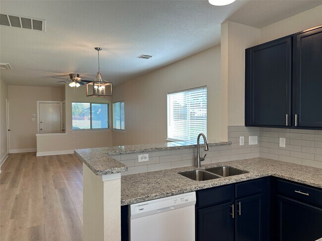 Building Photo - 7642 Chalk Hill