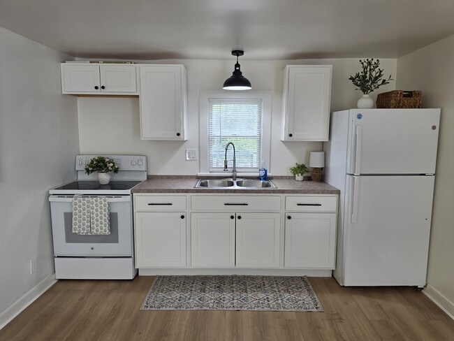 Building Photo - 29126 Santa Fe Dr