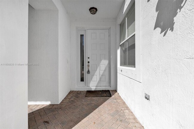 Building Photo - 5436 NW 121st Ave