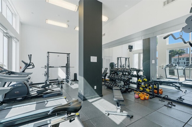 Building Photo - 3030 NE 188th St