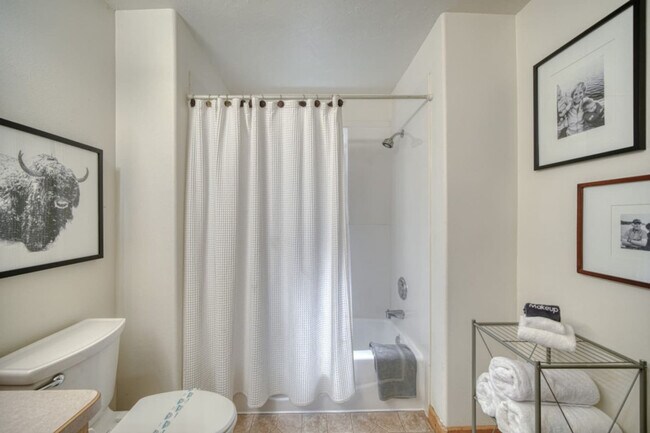 Building Photo - 3627 Bills Loop Rd