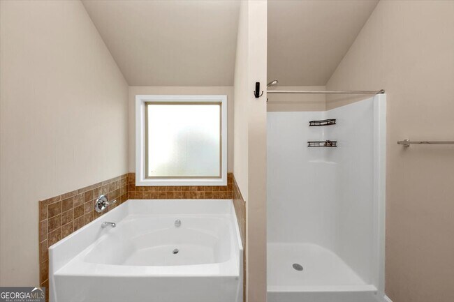 Building Photo - 2375 Walker Dr
