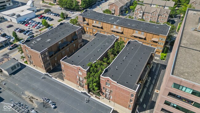 Building Photo - 226 N Cleveland St