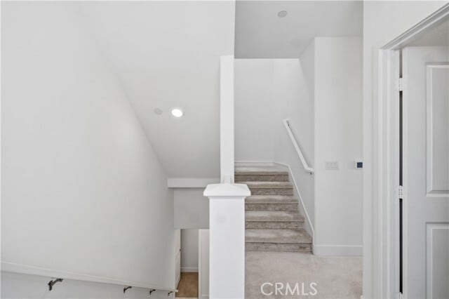 Building Photo - 208 Yerba