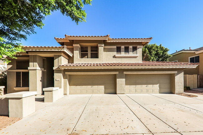 Building Photo - 7064 W Antelope Dr