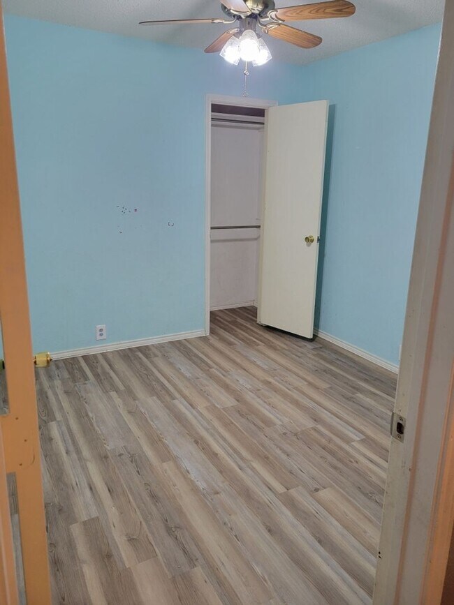 Building Photo - 1004 Wintercreek Dr