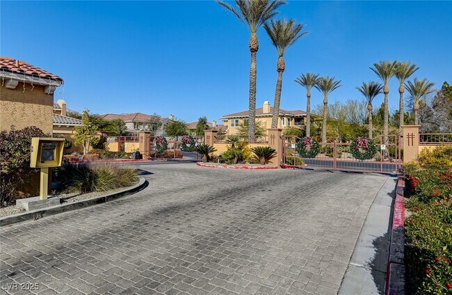 Building Photo - 11835 Portina Dr