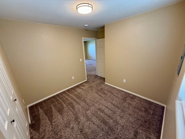 Building Photo - 1308 Burrell Ave