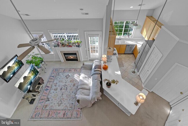 Building Photo - 21855 Locomotive Terrace