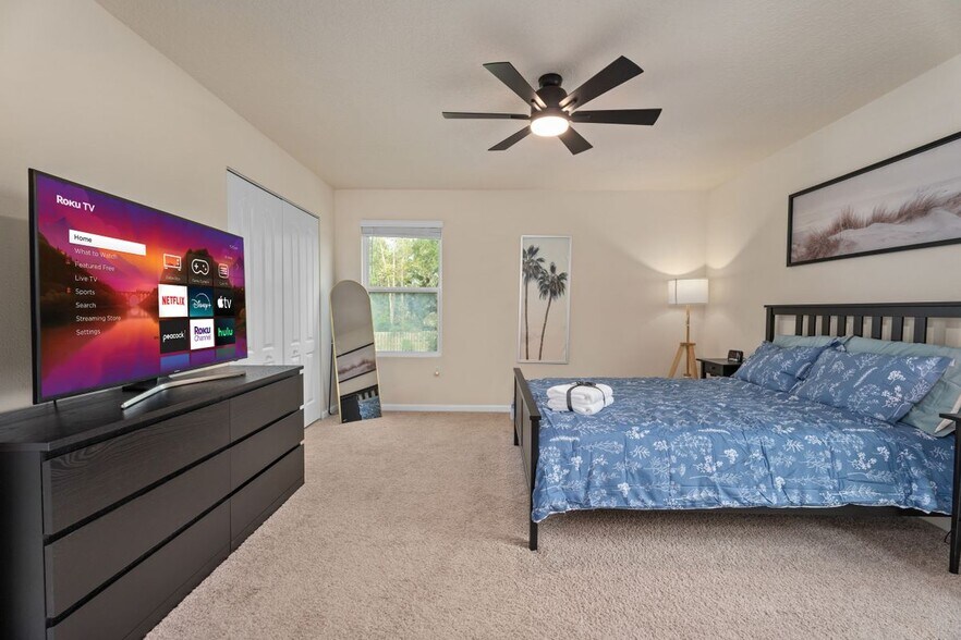 Building Photo - 237 Aralia Ln