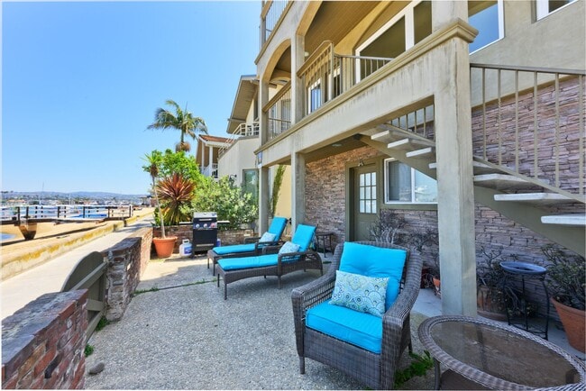 Building Photo - 111 Edgewater Pl