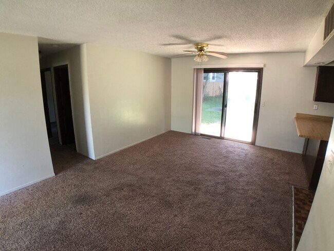 Building Photo - 3455 Fontenac Ct