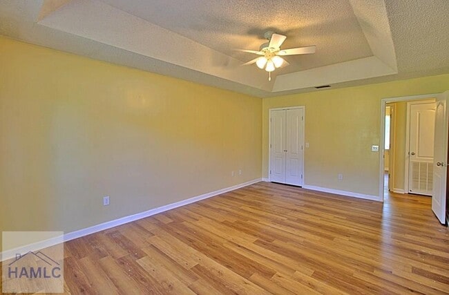 Building Photo - 205 Tempest Ln