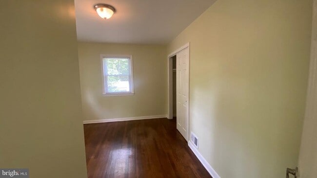 Building Photo - 6006 Windham Rd