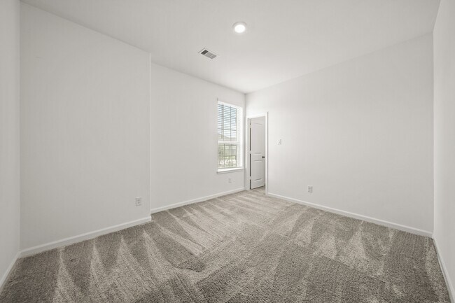 Building Photo - 2427 Madera Landing Ln