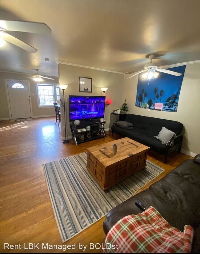 Building Photo - 3 br, 2 bath House - 2414 28th Street