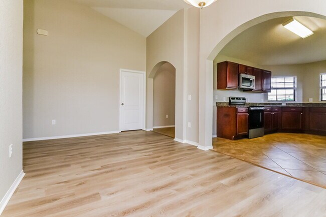 Building Photo - 1771 Williamsburg Dr