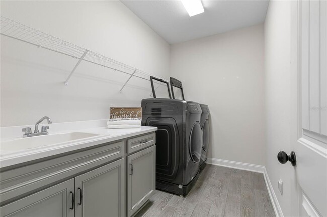 Building Photo - 13 Las Brisas Wy