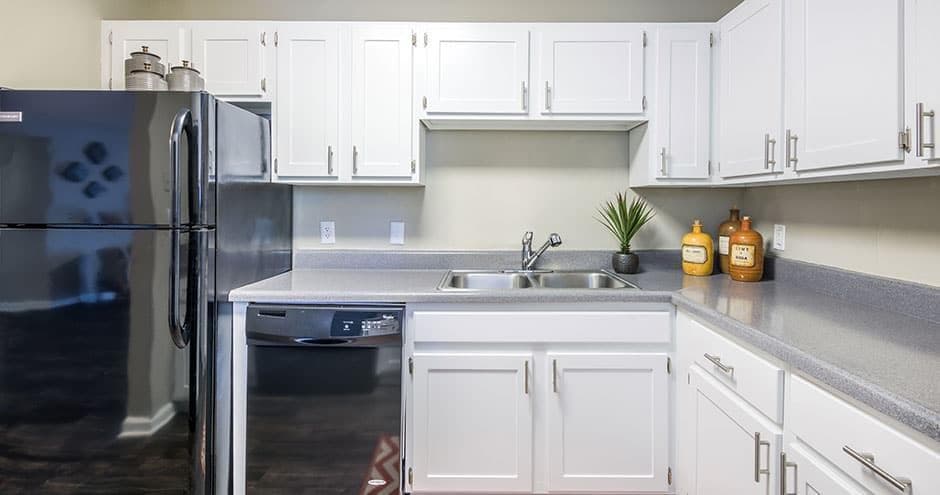 Building Photo - Woodwinds