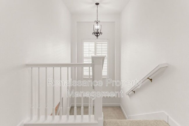 Building Photo - 1801 Riverview Ave