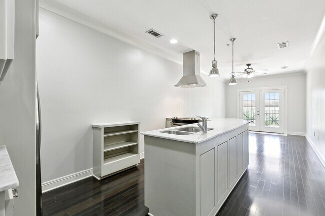 Building Photo - Perkins Palms Condominiums – 1 & 2 Bedroom Homes Available Now