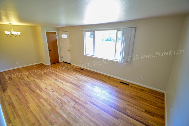 Building Photo - 3-Bedroom House Near City Park!