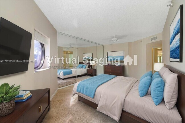 Building Photo - 3610 Yacht Club Dr