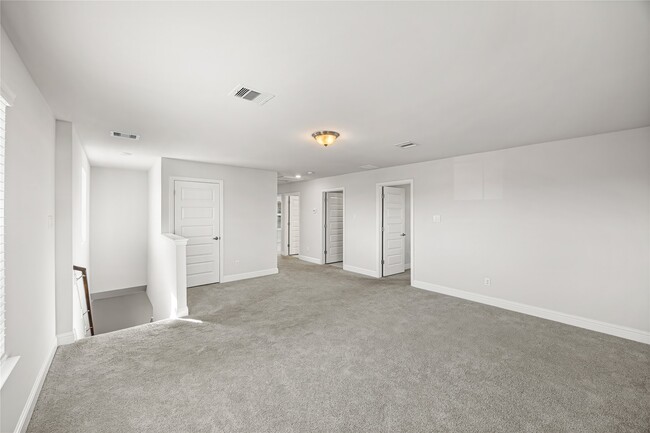 Building Photo - 400 Camino Bay Dr