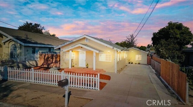 Primary Photo - 3809 Carol Dr