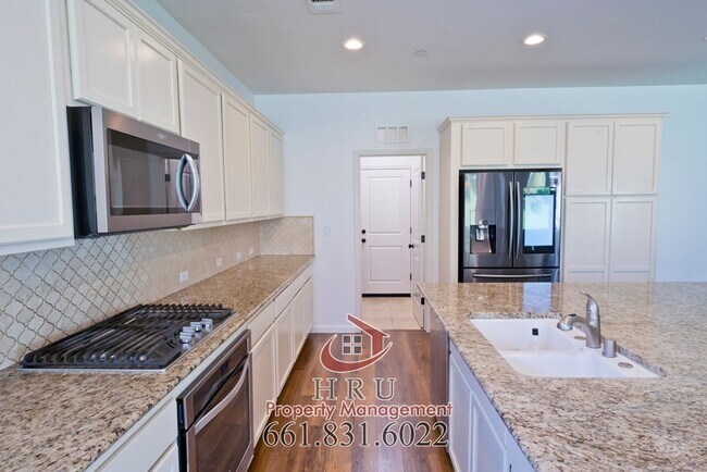Building Photo - Highgate Community 3 bedroom -2 bath