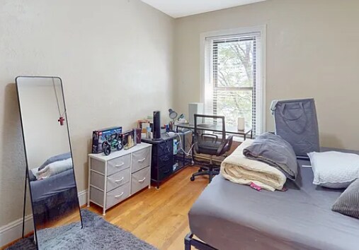 Images are representative samples of the advertised unit. Actual units shown during tours may differ - 88 Hammond St