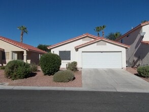 Building Photo - Charming Single-Story Home with 3 Bedrooms...