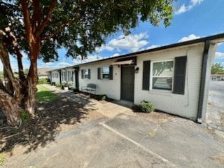 Building Photo - North Point Flats