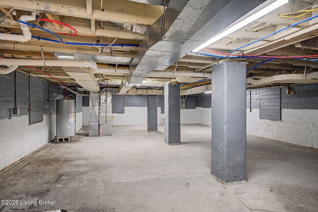 Building Photo - 2906 Dixie Hwy