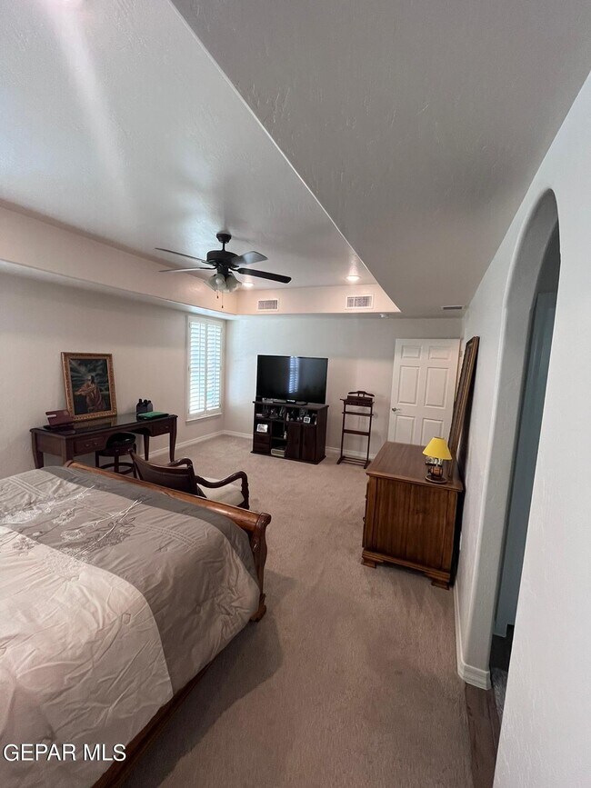 Building Photo - 7442 Wooden Nickel Dr