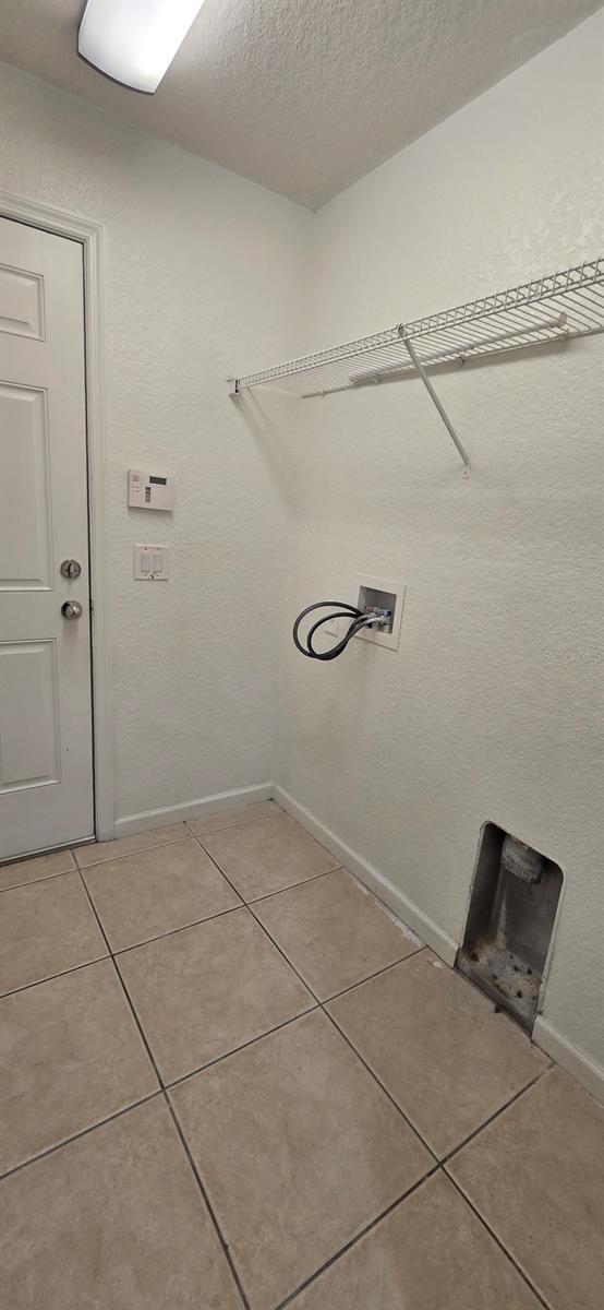 Building Photo - 4126 SW 51st Ct